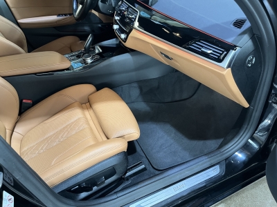 BMW 530 e Sport Leder Ambiente  Navi LED dig.Cockpit