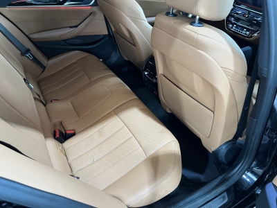 BMW 530 e Sport Leder Ambiente  Navi LED dig.Cockpit