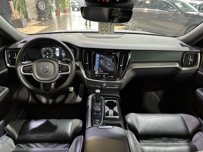 Volvo V60 AWD R Design Leder Pano. Harman/Kardon LED