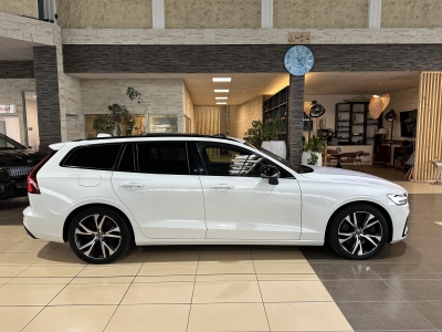 Volvo V60 AWD R Design Leder Pano. Harman/Kardon LED