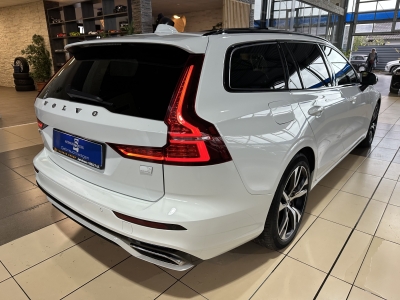 Volvo V60 AWD R Design Leder Pano. Harman/Kardon LED