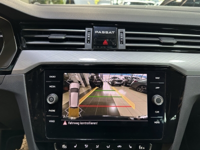 VW Passat GTE Business Premium Navi LED ACC PDC SHZ
