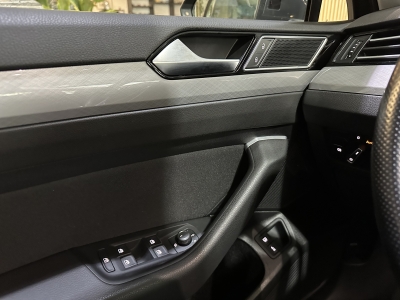 VW Passat GTE Business Premium Navi LED ACC PDC SHZ