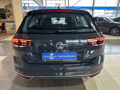 VW Passat GTE Business Premium Navi LED ACC PDC SHZ