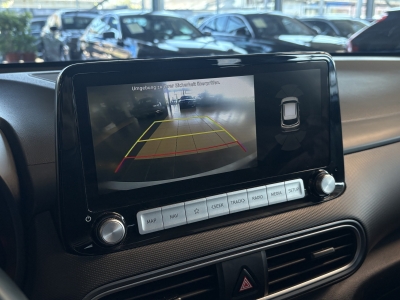 Hyundai KONA Premium ACC R.Cam Wärmepumpe LED SHZ Navi