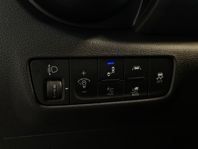Hyundai KONA Premium ACC R.Cam Wärmepumpe LED SHZ Navi