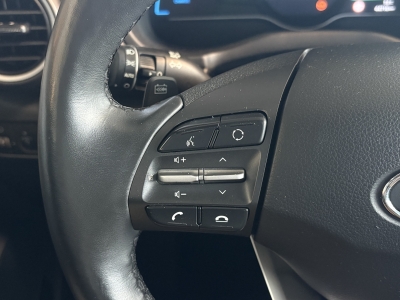 Hyundai KONA Premium ACC R.Cam Wärmepumpe LED SHZ Navi