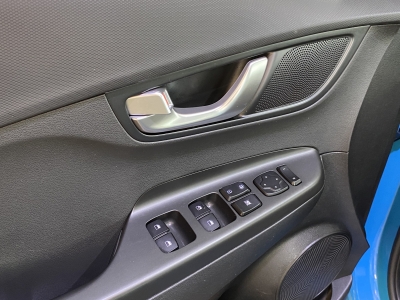 Hyundai KONA Select digCockpit ACC R.Cam PDC SHZ SOH100%