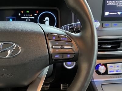 Hyundai KONA Select dig.Cockpit R.Cam PDC ACC DAB+ SHZ