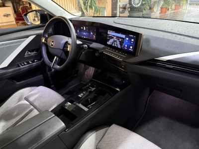 Opel Astra Elegance AHK Navi Ambiente-Licht R.Cam LED