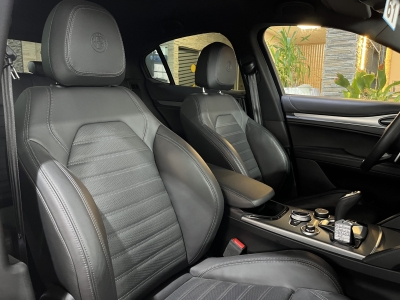 Alfa Romeo Stelvio Veloce*Q4*Sport*Harman/Kardon*Leder*ACC 