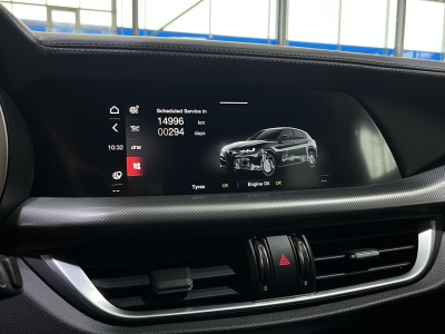 Alfa Romeo Stelvio Veloce*Q4*Sport*Harman/Kardon*Leder*ACC 