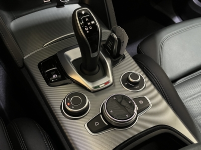 Alfa Romeo Stelvio Veloce*Q4*Sport*Harman/Kardon*Leder*ACC 