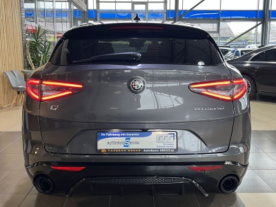 Alfa Romeo Stelvio Veloce*Q4*Sport*Harman/Kardon*Leder*ACC 
