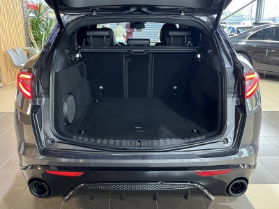 Alfa Romeo Stelvio Veloce*Q4*Sport*Harman/Kardon*Leder*ACC 