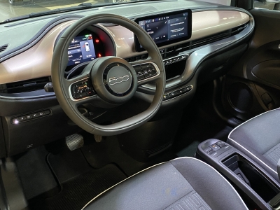 Fiat 500C e*Komfort*R.Cam*SHZ*digCockpit*SOH:97%*DAB+