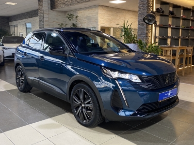 Peugeot 3008 Hybrid 225 GT Pano. Focal dig.Cockpit Navi