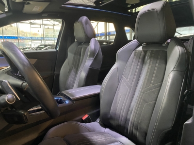 Peugeot 3008 Hybrid 225 GT Pano. Focal dig.Cockpit Navi
