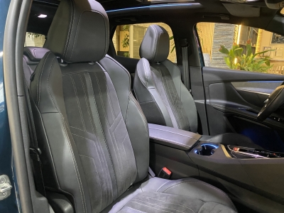 Peugeot 3008 Hybrid 225 GT Pano. Focal dig.Cockpit Navi