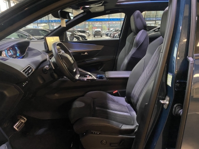 Peugeot 3008 Hybrid 225 GT Pano. Focal dig.Cockpit Navi