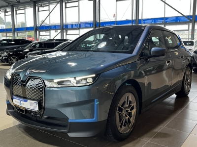 BMW iX 50 xDrive Pano. Harman/Kardon LED HUD AHK 