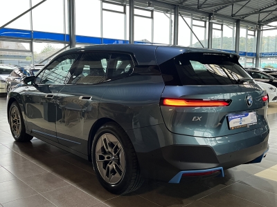 BMW iX 50 xDrive Pano. Harman/Kardon LED HUD AHK 