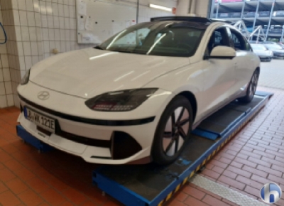 Hyundai IONIQ 6 4WD*Uniq*BOSE*Pano*Wärmepumpe*Navi*HUD*