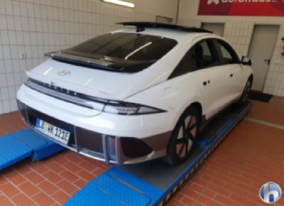 Hyundai IONIQ 6 4WD*Uniq*BOSE*Pano*Wärmepumpe*Navi*HUD*