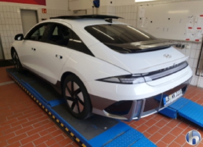 Hyundai IONIQ 6 4WD*Uniq*BOSE*Pano*Wärmepumpe*Navi*HUD*