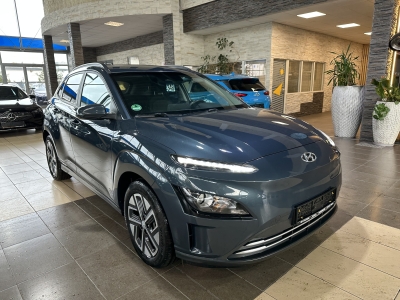 Hyundai KONA Edition 30+ digCockpit ACC R.Cam Wärmepumpe