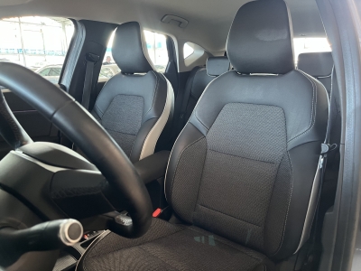 Renault Captur Intens AHK LED dig.Cockpit R.Cam Navi