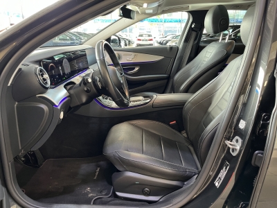 Mercedes-Benz E 300 de 4Matic Avantgarde Pano. Burmester AHK 