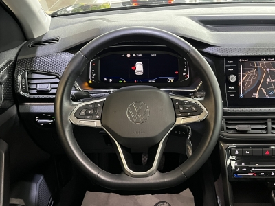 VW T-Cross Style dig.Cockpit LED PDC ACC Navi R.Cam