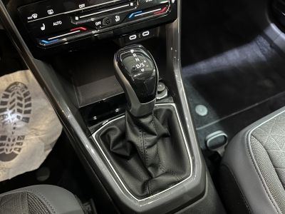 VW T-Cross Style dig.Cockpit LED PDC ACC Navi R.Cam