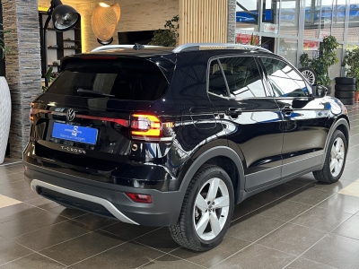 VW T-Cross Style dig.Cockpit LED PDC ACC Navi R.Cam