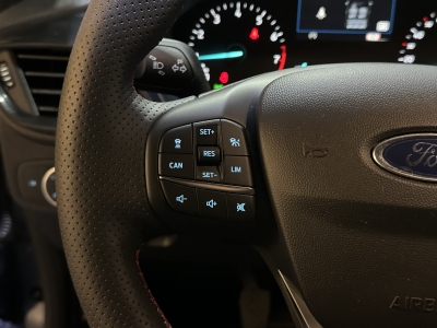 Ford Fiesta ST-Line LED Navi R.Cam PDC SHZ Spurassist