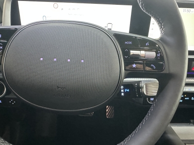 Hyundai IONIQ 6 4WD Uniq*BOSE-Paket*360Cam*SHZ*HUD*ACC