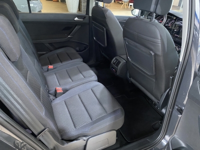 VW Touran United*LED*SHZ*Navi*Pano*DAB+*R.Cam