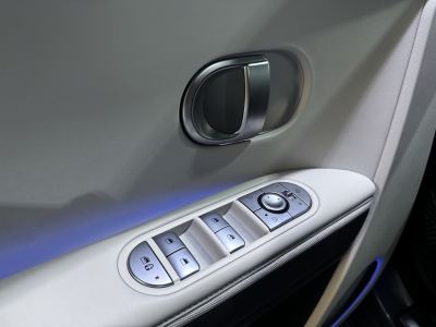 Hyundai IONIQ 5 Uniq*LED*SHZ*Navi*CarPlay*Totwinkel*HUD