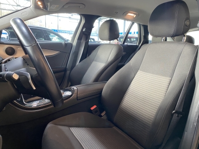 Mercedes-Benz E 300 Mild-Hybrid*ACC*LED*Navi*R.Cam*SHZ*CarPlay