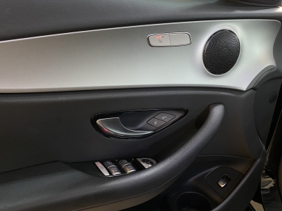 Mercedes-Benz E 300 Mild-Hybrid*ACC*LED*Navi*R.Cam*SHZ*CarPlay