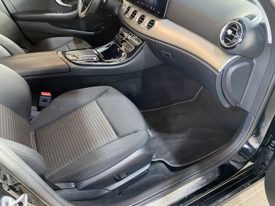 Mercedes-Benz E 300 Mild-Hybrid*ACC*LED*Navi*R.Cam*SHZ*CarPlay