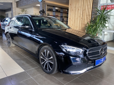 Mercedes-Benz E 300 Mild-Hybrid*ACC*LED*Navi*R.Cam*SHZ*CarPlay