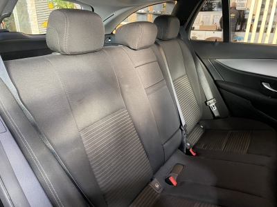 Mercedes-Benz E 300 Mild-Hybrid*ACC*LED*Navi*R.Cam*SHZ*CarPlay