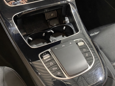 Mercedes-Benz E 300 Mild-Hybrid*ACC*LED*Navi*R.Cam*SHZ*CarPlay