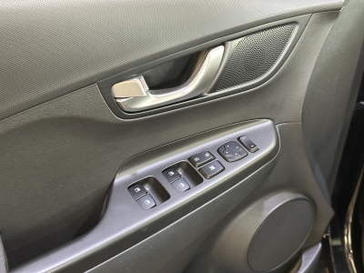 Hyundai KONA Select dig.Cockpit R.Cam ACC PDC SHZ DAB+