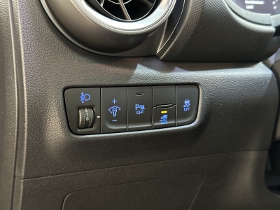 Hyundai KONA Select dig.Cockpit R.Cam ACC PDC SHZ DAB+