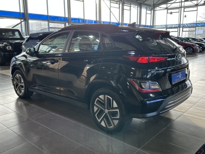 Hyundai KONA Select dig.Cockpit R.Cam ACC PDC SHZ DAB+