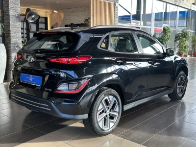 Hyundai KONA Select dig.Cockpit R.Cam ACC PDC SHZ DAB+