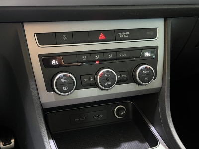 Seat Ateca FR*AllRad*BT-Audio*Klima*R.Cam*PDC*1.Hand
